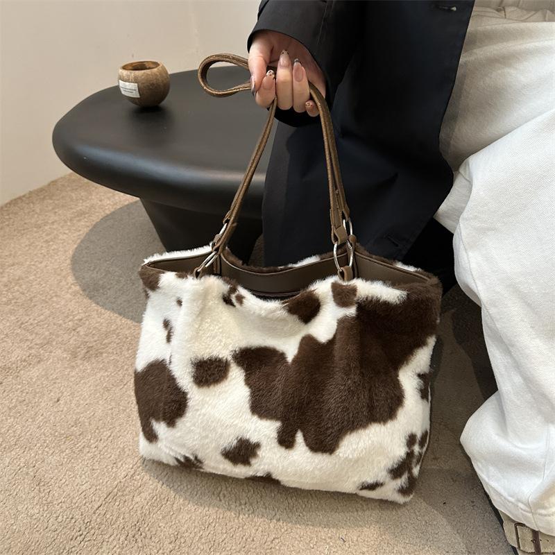 Yogodlns Large Capacity Shopper Bags For Women Winter Travel Tote Bag Cow Printing Plush Shoulder Bag Ladies Designer Handbag