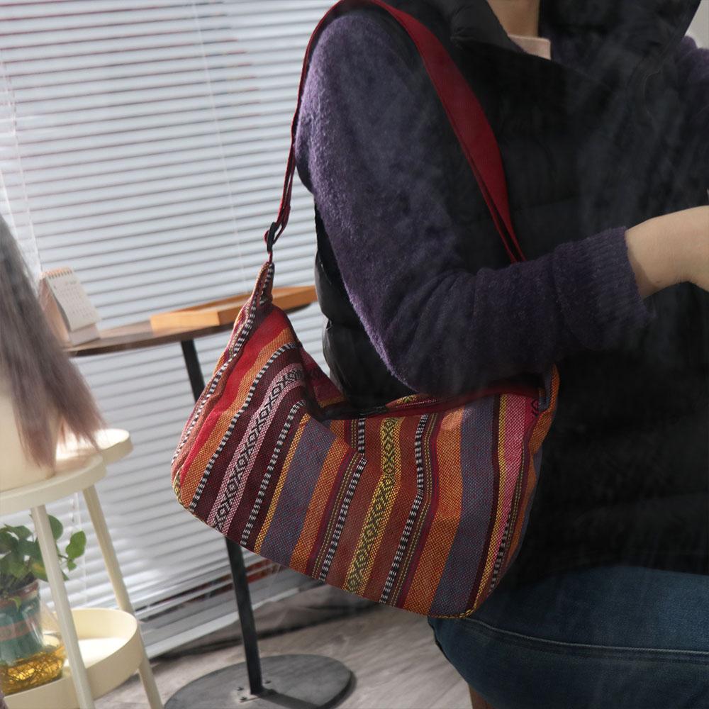 Embroidery Bohemian Shoulder Bag Large Capacity Weave Folk Messenger Bag Outdoor