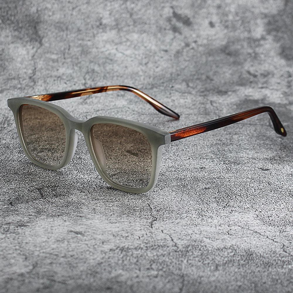 New Retro Square Sunglasses for Men Women UV400 Protection Classic Vintage Driving Shades Fashion Eyewear