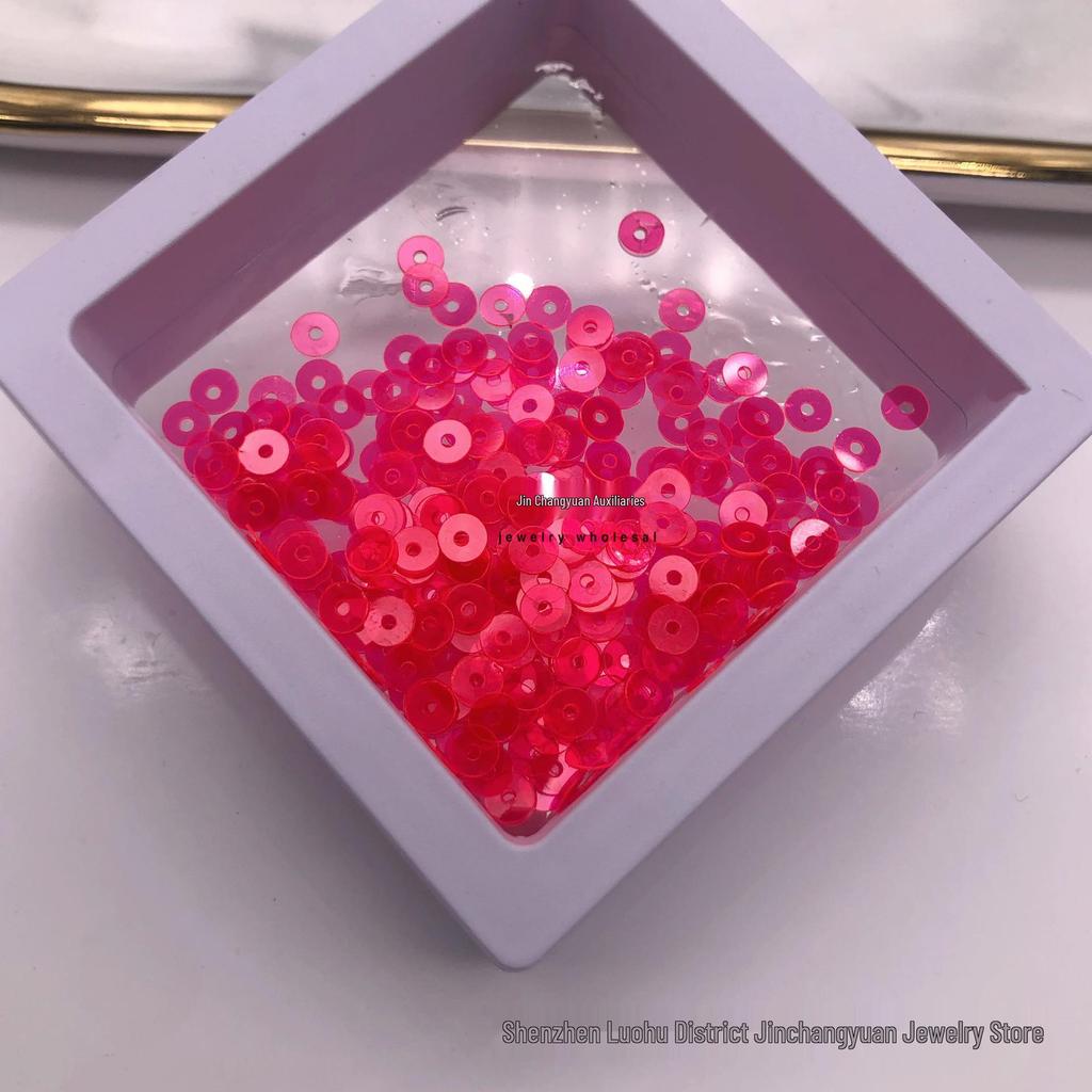 Цветные пайетки 4 мм с центральным отверстием для DIY поделок и аксессуаров для одежды