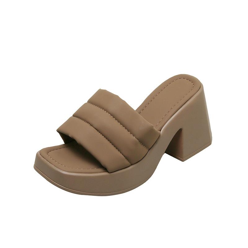 Маффин толстая подошва крутые тапочки женские для улицы летние новые модные нишевые женские туфли чувство дизайна пляжные шлепанцы