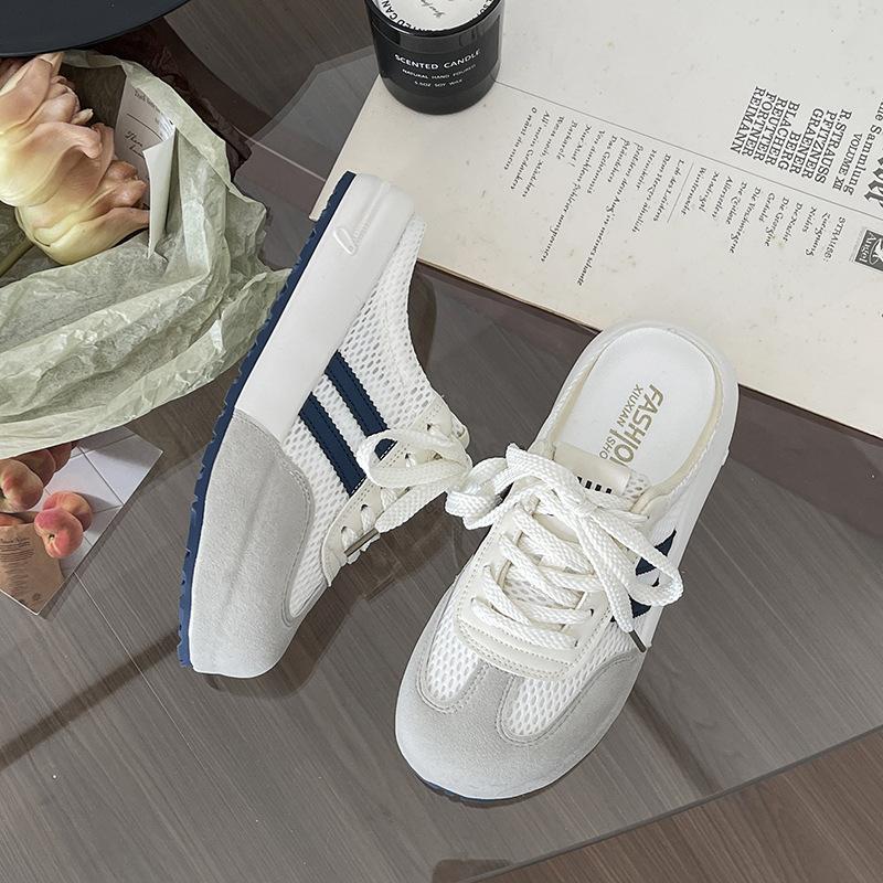 Летние сетчатые дышащие немецкие тренировочные туфли женские 2025 новые на толстой подошве ретро баотоу полушлепанцы ленивые повседневные спортивные туфли