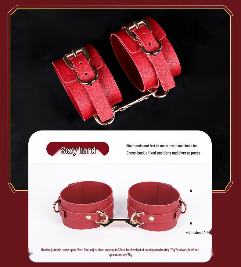 Интимный набор BDSM из 10 предметов: Кляп-шар, Плеть, Наручники, Наручники на ноги и Маска для глаз