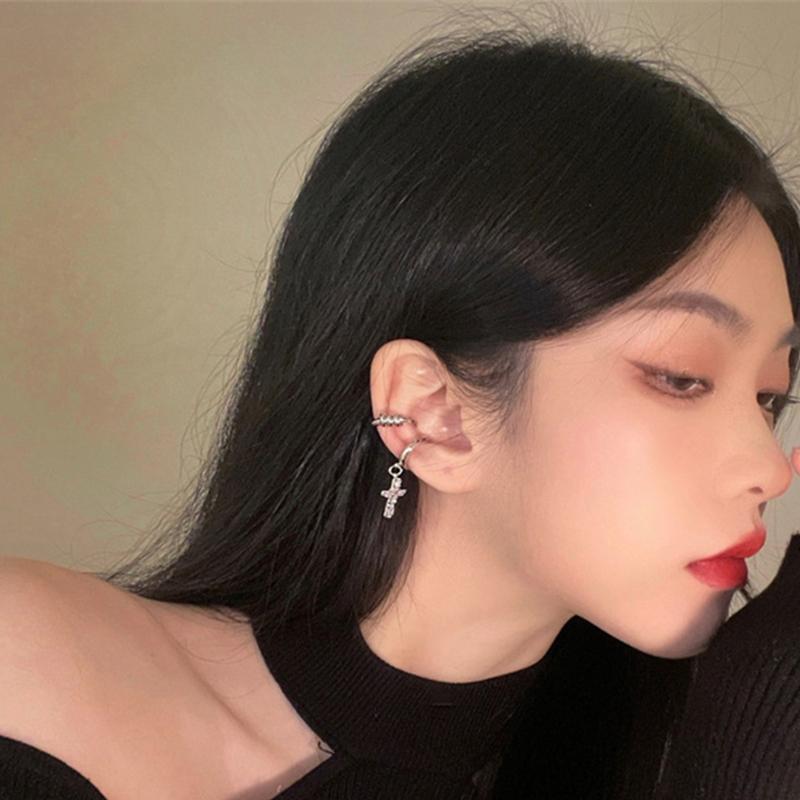 Превосходные чувствительные серьги с асимметричной пряжкой из циркония без пирсинга можно носить с клипсами для ушей