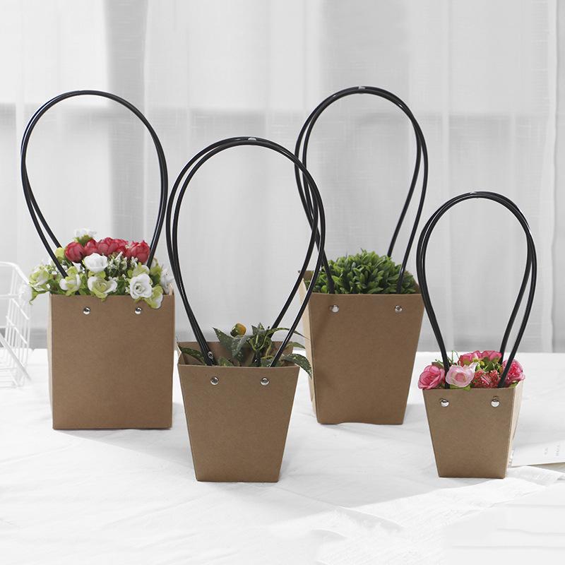 Главная Цветочная крафт-бумага для упаковки цветов Водонепроницаемая подарочная трапециевидная сумка