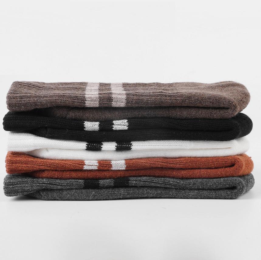 Factory Cotton Grip Double Bar  Mid-calf Yoga Socks Silicone Soles Knitted  Breathable Socks for Running Fitness Custom Logo