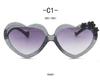 Модные очки с милой сердечкой в ​​форме сердца для девочек, модные очки с защитой от ультрафиолета для активного отдыха, подарок для детей, детские аксессуары