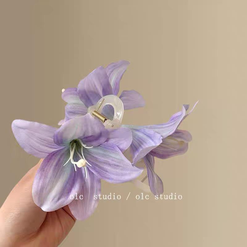 Весенне-летняя цветочная заколка для волос: Дизайн «Лилия, Роза и Гибискус»