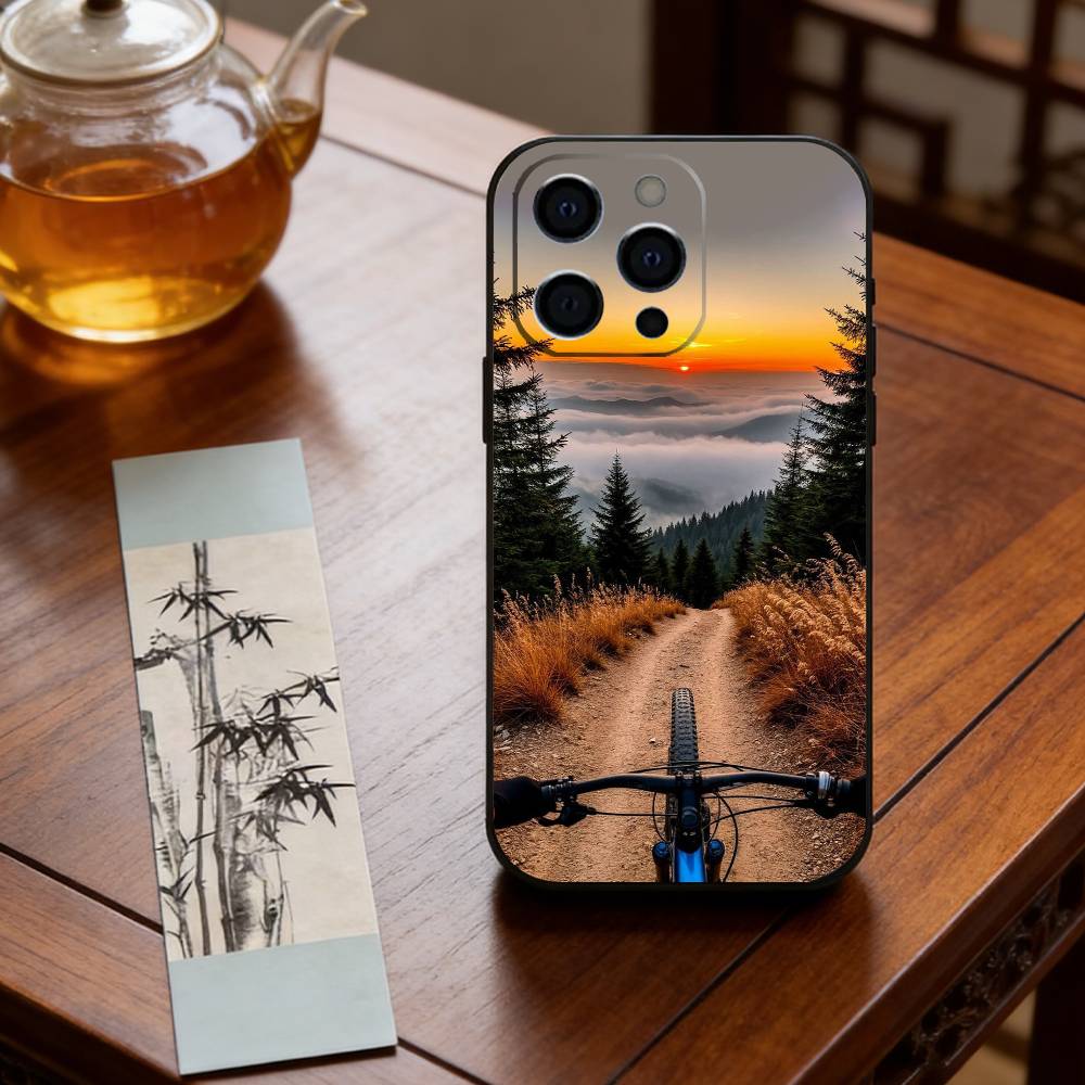 Чехол для телефона на горный велосипед для iPhone 17,16,15,14,13,12,11 Plus,Pro Max,XS, Мягкий силиконовый черный чехол