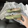 Женская обувь Новые универсальные однотонные сандалии на плоской подошве с закрытым носком Летняя мода Круглый носок Женская повседневная обувь