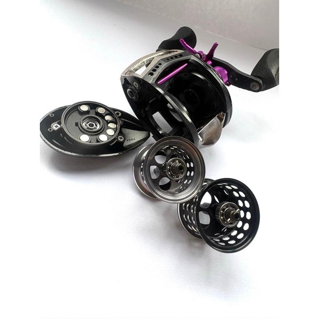 Б/у Abu Garcia Revo LTZ AE74 Racing REVO LTZ ZPI