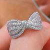 Huitan Фантазийное кольцо-бант с ослепительным цирконием цвета, женское кольцо на палец, новый дизайн, обручальные кольца, эффектные аксессуары, ювелирные изделия