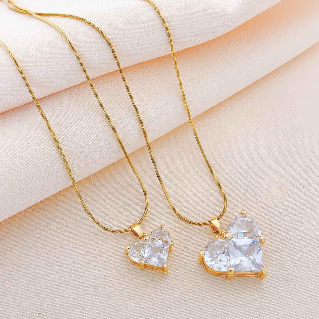 Necklace does not fade, women's summer love zircon new fashion necklace, versatile titanium steel necklace, advanced sense collarbone chain