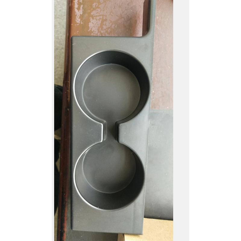 Черный передний автомобильный подстаканник Автомобильный держатель для напитков Автомобильные аксессуары для BMW E39 5-Series 1997-2003 Пластиковая черная портативная автомобильная чашка