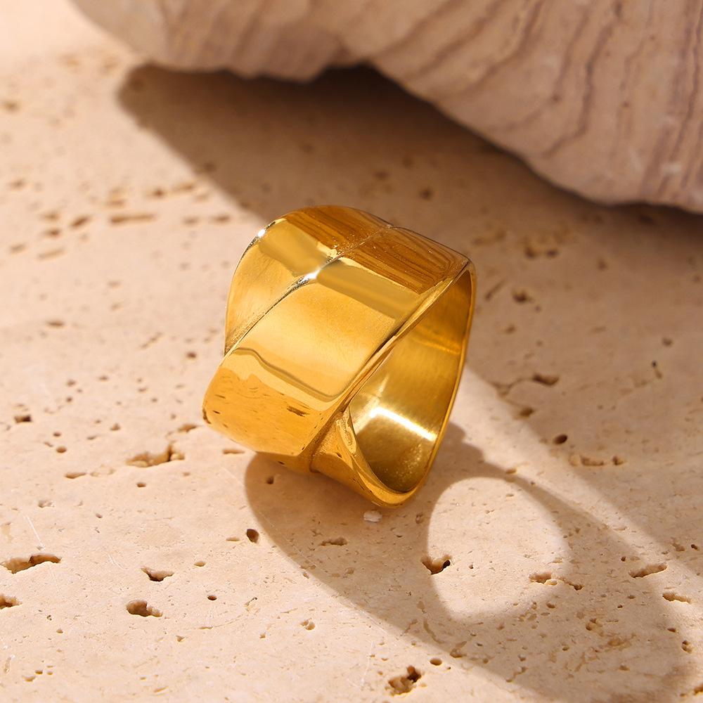 Gold Wide Edition Niche Design Glossy Wrapped Ring Titanium Steel Gold Plated Convex Personality Ring