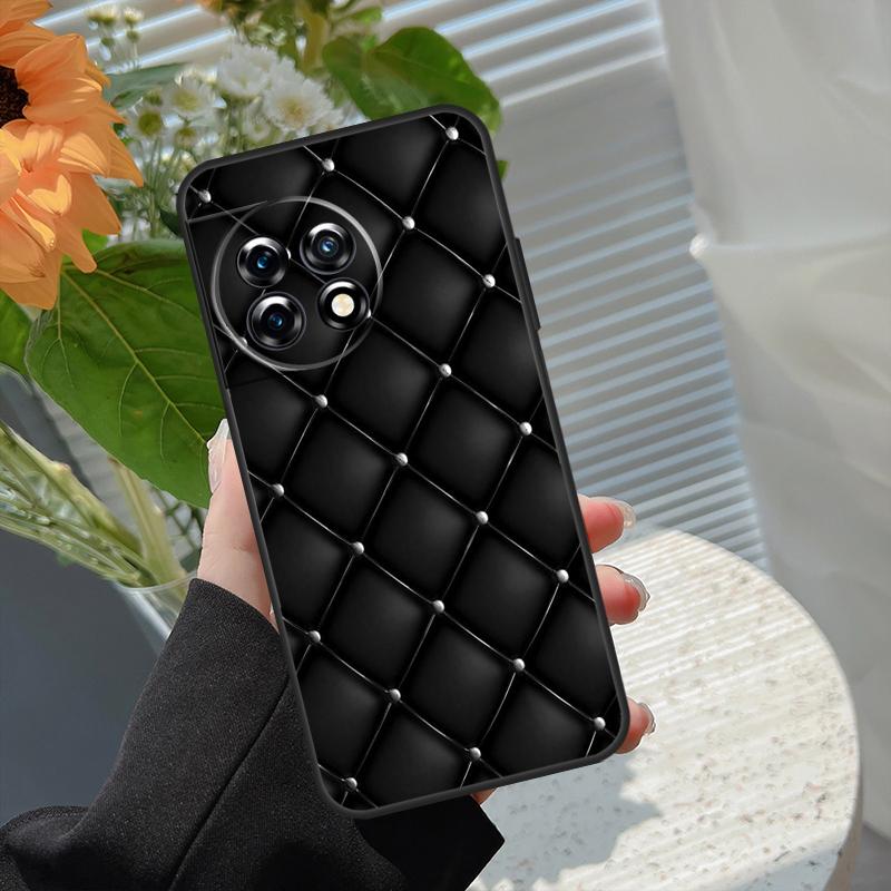 Quilted Texture Sofa Pattern Crown Case For OnePlus 10 Pro 15 13 12 11 13T 15R 13R 10R 10T 8T Nord CE 5 4 2 3 Lite N20 N30 Cover