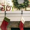 2-in-1 Fireplace Stocking And Garland Hanger Adjustable Heavy Duty Wreath Hanger No Drilling Mantel Stocking Holder for Christmas Decoration