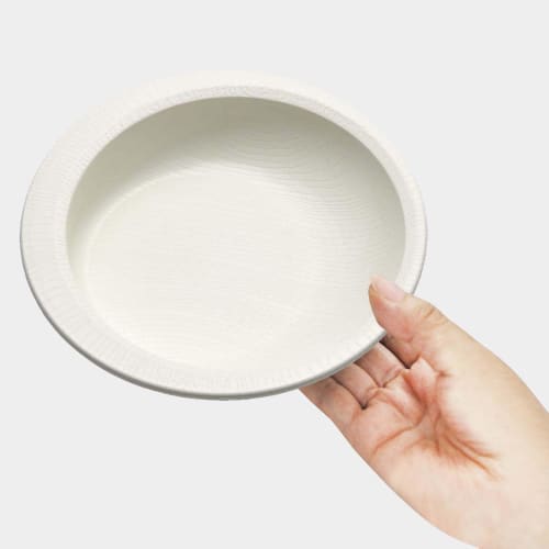 Skater Easy-Scoop Plate, Wood Grain Cream, Durable Plastic, Biomass-Based, Microwave and Dishwasher Safe, NPLS2B-A