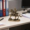 Латунная Общая Фигурка Ретро Гуань Юй на Боевом Коне Статуя Потертая Настольная Скульптура Коллекционная для Полки Шкафа Витрины