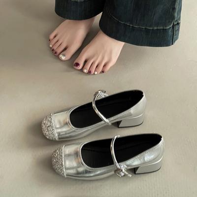 Стразы Французский толстый каблук Высокие каблуки женские весна и лето ретро юбка чувство высокого класса пряжка на одном слове высокий каблук туфли Мэри Джейн