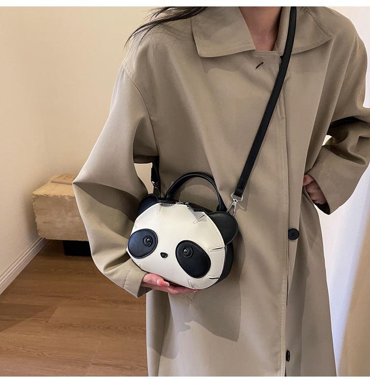 Сумка-кошелек с косым ремешком на одно плечо Panda, корейская версия простой и универсальной сумки-кошелек с косым ремешком, симпатичная сумка для студента, детская сумка 2024 года