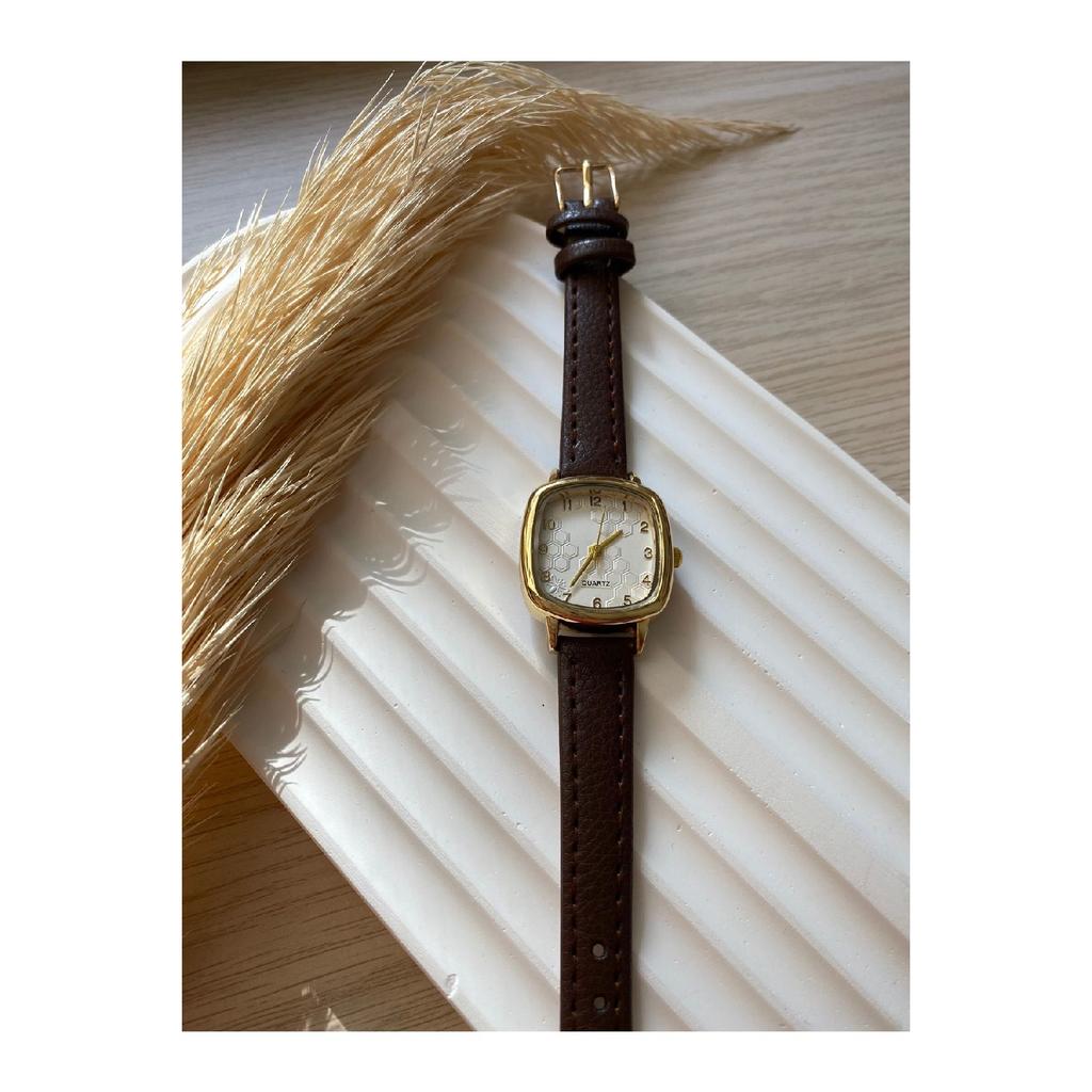 Винтажные женские наручные часы Bs Stilll с кварцевым кожаным ремешком в стиле ретро, ​​1 шт.