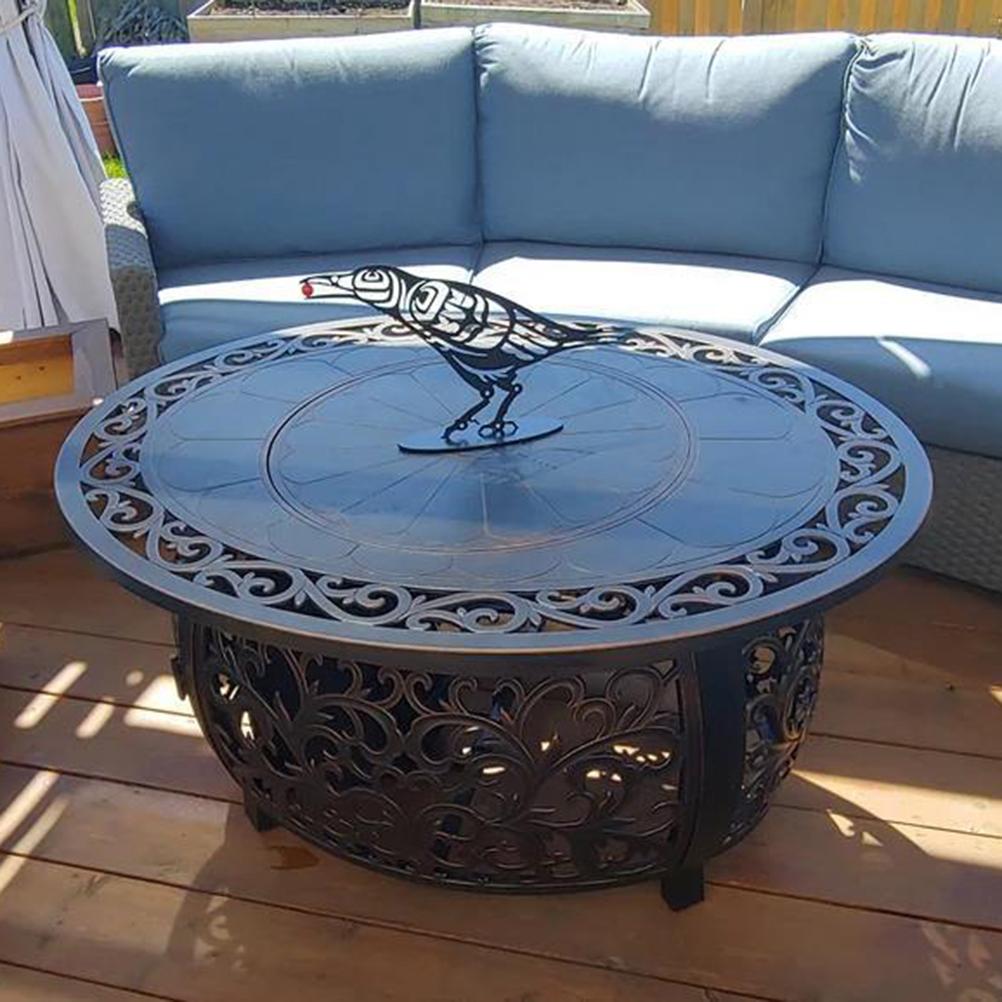 Metal Crow Figurine Crow with Berry Statue Desktop Decor Home Ornament Bird Silhouette Art