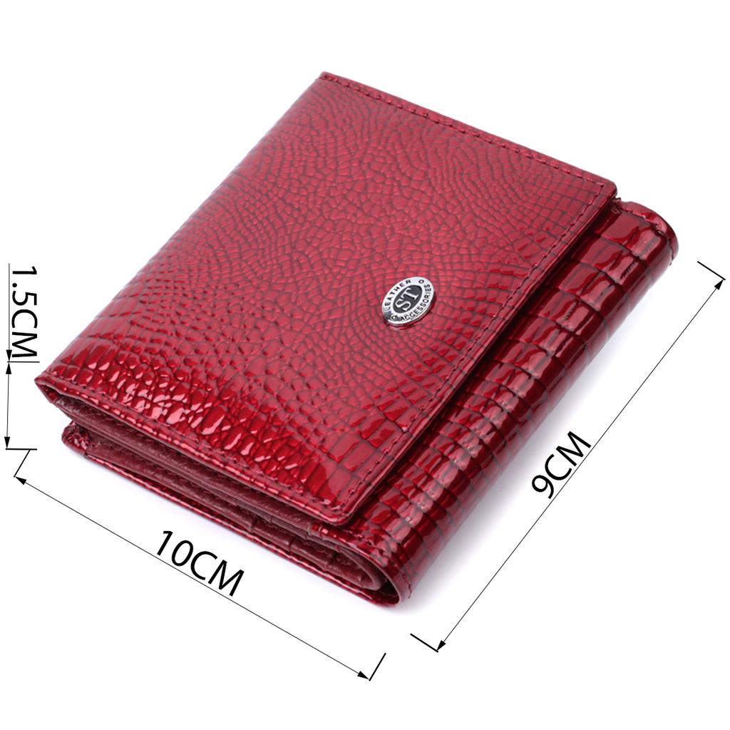 Compact Wallet for Women Made of Genuine Patent Leather ST Leather 22687 Red