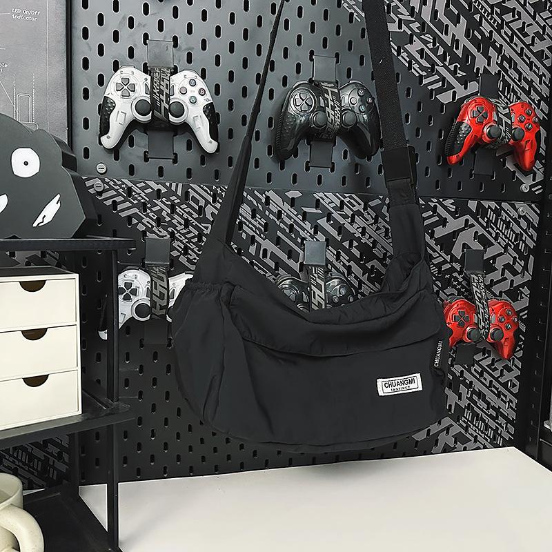 Casual dumpling bag women's summer new fashion versatile shoulder messenger bag casual commuter bag