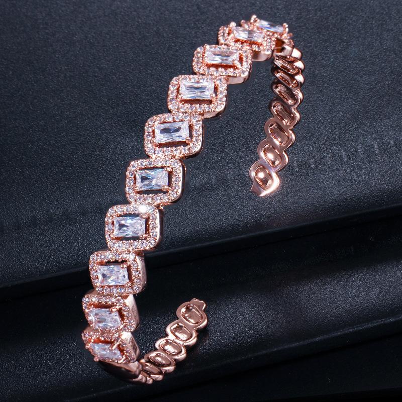 S0135 Creative Hand Jewelry Shiny Aaa Zircon Ladies Opening Bracelet
