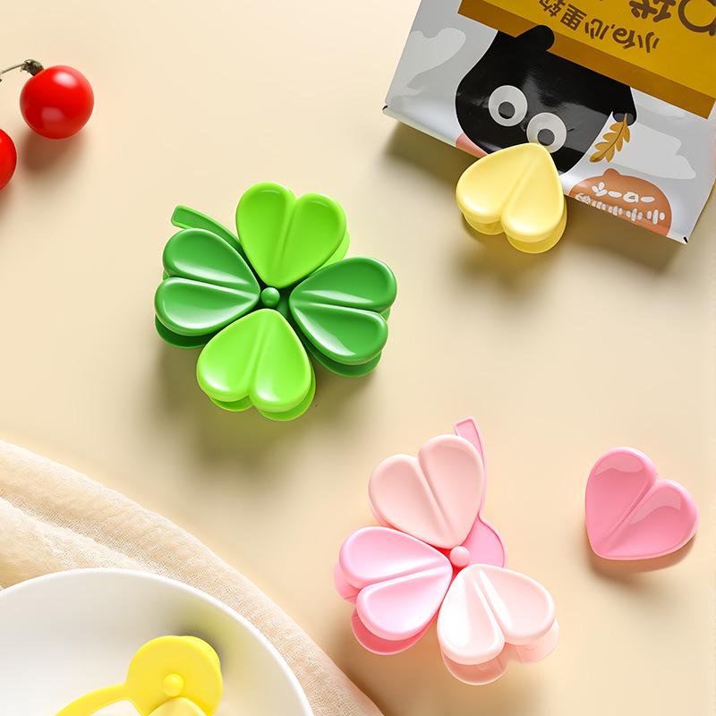 Four-Leaf Clover Magnetic Food Bag Clip - Creative Fridge Magnet & Snack Sealer