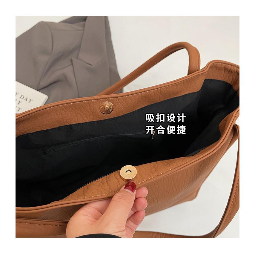 Ielgy Retro All-Match High-End Sense Shoulder Bag Large Capacity Fashion Class Commuter Tote Bag