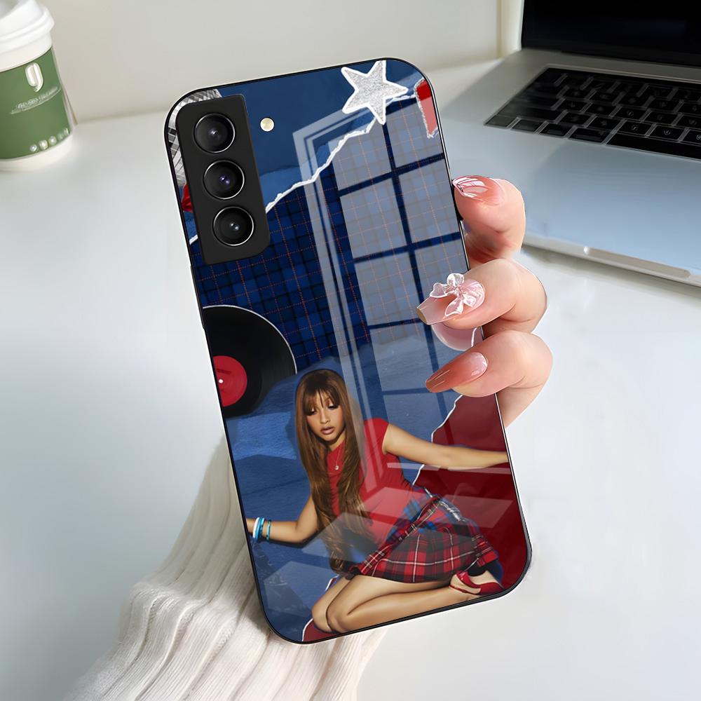 Чехол для телефона Singer Pink P-Pantheress для Samsung A56 A36 A26 A16 A15 A25 A35 A55 A14 A34 A24 A54 Стеклянный чехол