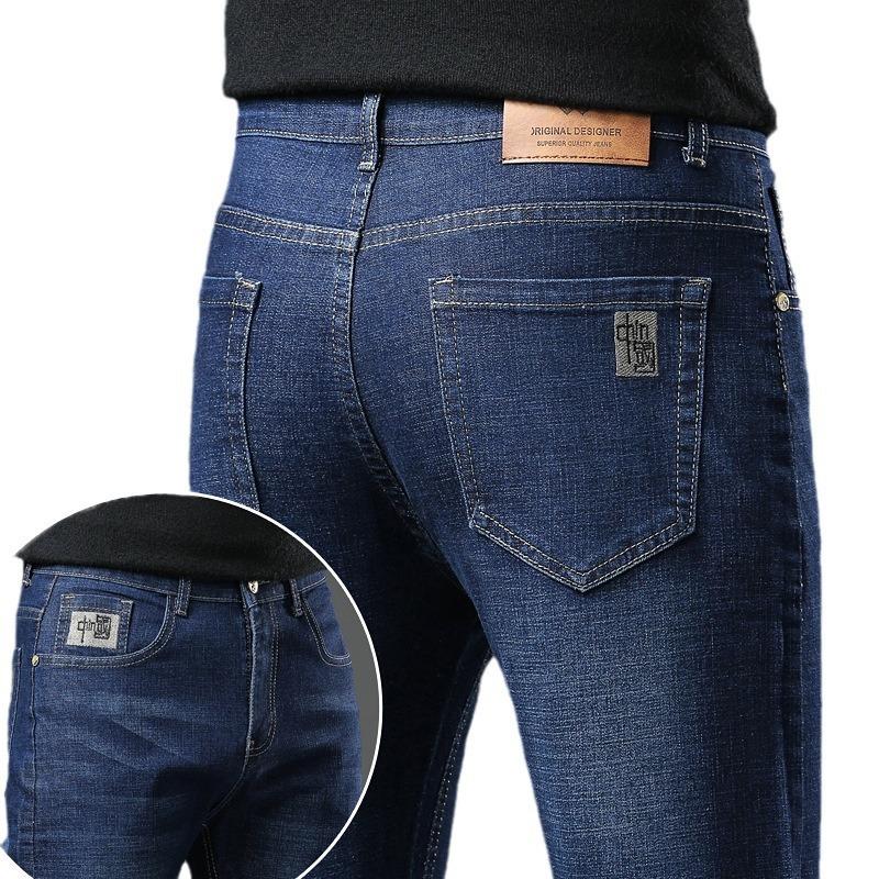 Men's Relaxed Straight-Leg Jeans Fashionable Long Trousers with Embroidery