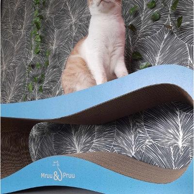 Leon cat scratching post | blue | 78x28x24 cm | MruuPruu