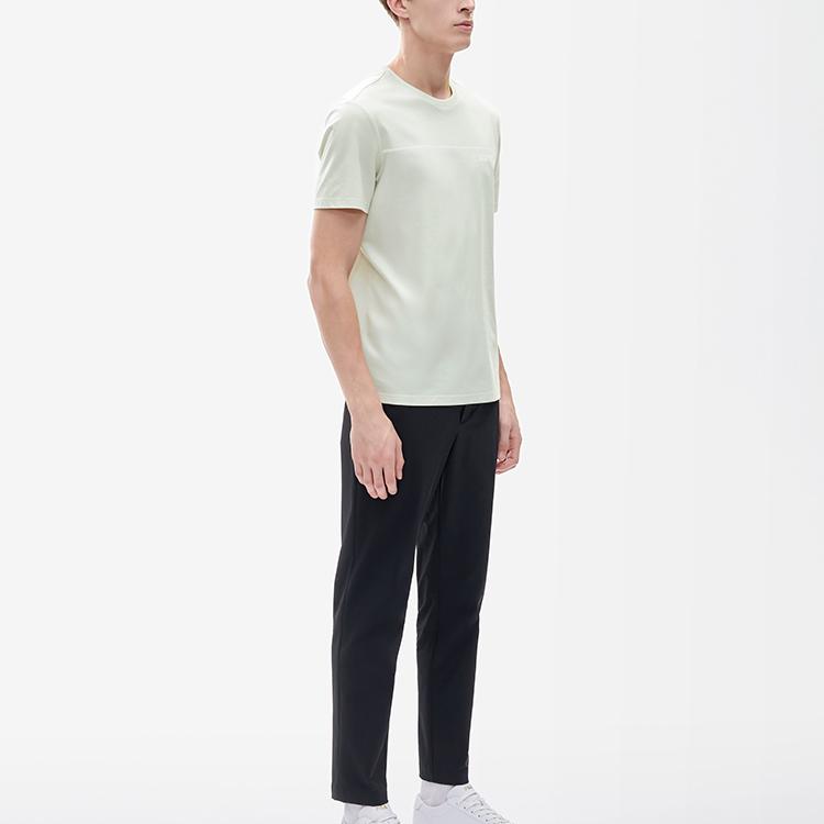 Fila Логотип Однотонный Приятный к коже Круглый вырез Повседневная Спортивная Вязаная Футболка с коротким рукавом Мужские футболки Молочно-белый F11M212105FIV