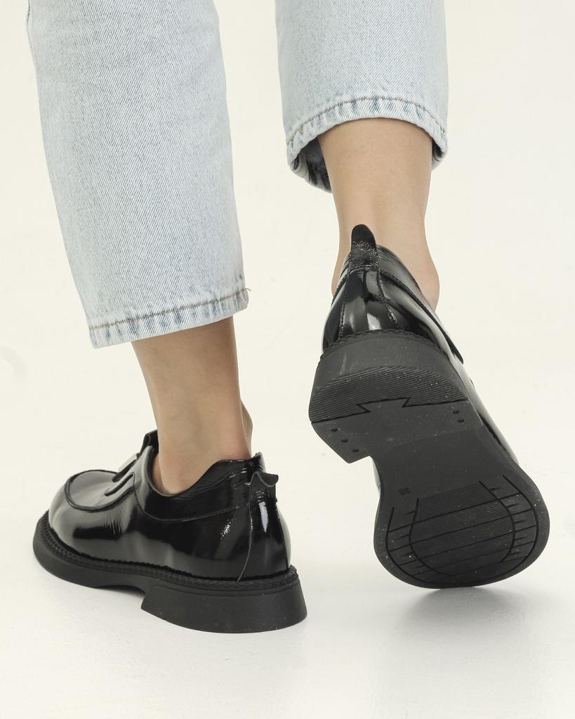 Туфли лаковые Krula 1481100 36 черные