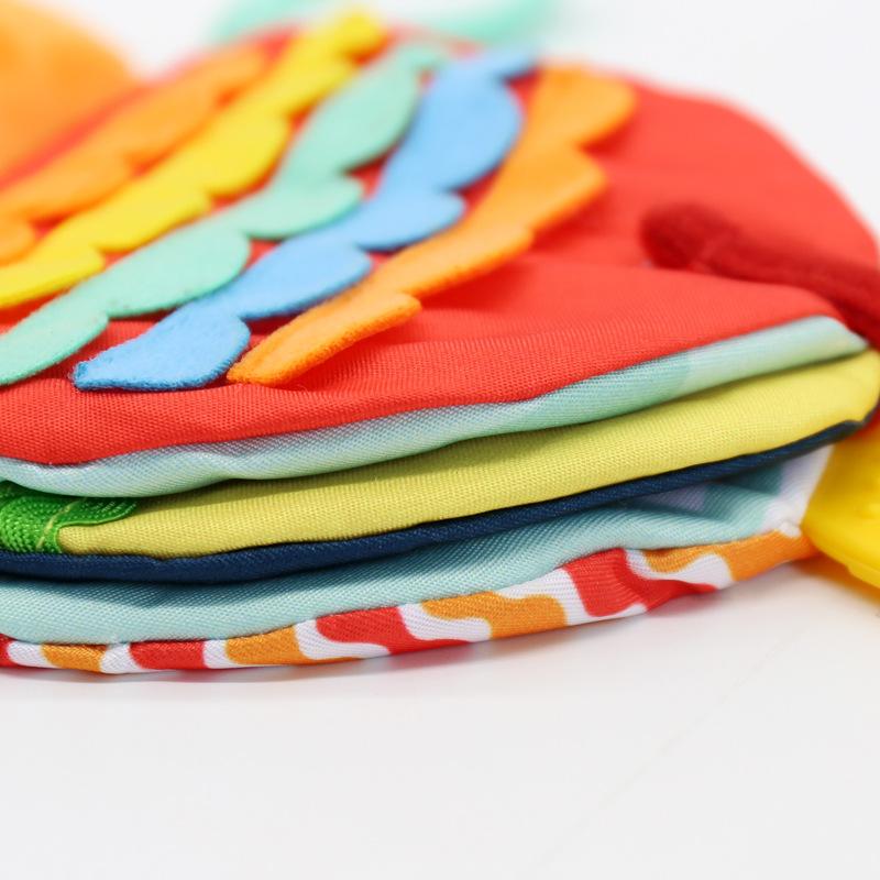 Взаимодействие родителей и детей Игрушки для колясок Творческая маленькая рыбка Тканевая книга Развивающие игрушки Игрушки для раннего развития Подарок для ребенка