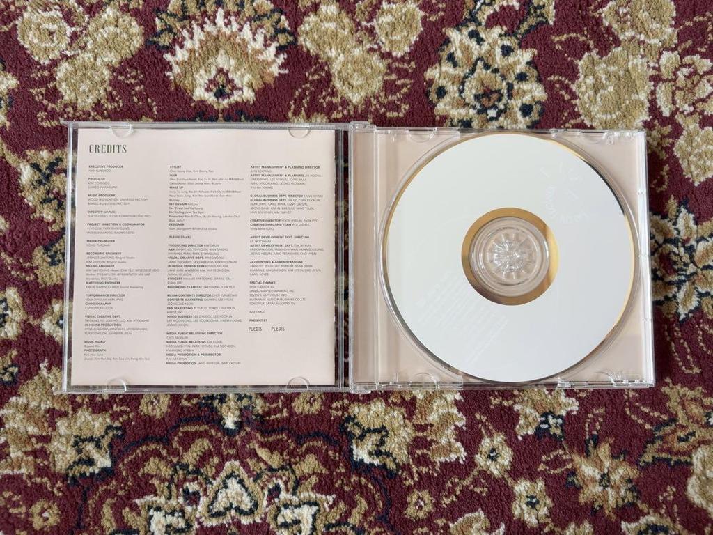 [USED] SEVENTEEN album bundle