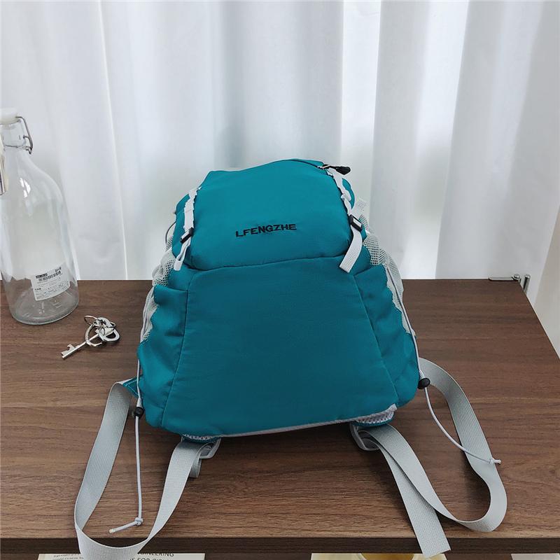 Lightweight Hiking Backpack Outdoor Travel Daypack for Camping