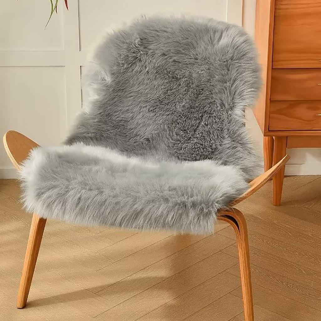 White Faux Sheepskin Shag Rug Soft Fluffy Area Carpet Washable Floor Mat for Bedroom Bedside Living Room Nursery Decor
