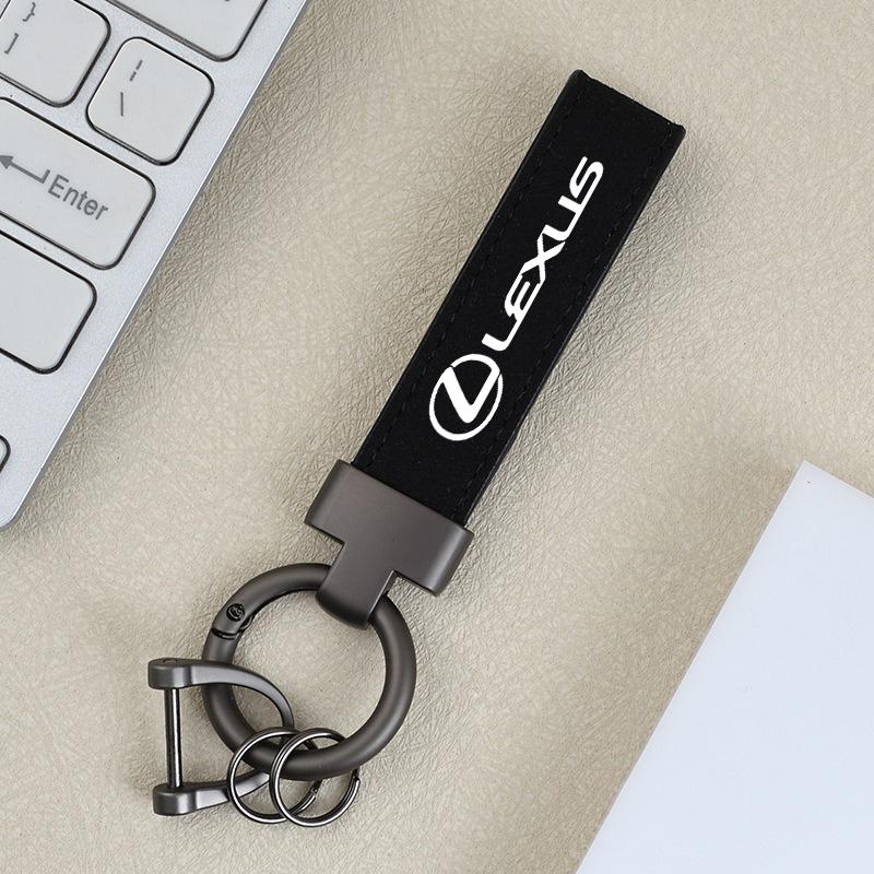 Gun Color Metal Car Keychain Keyring Key Chain Ring For Lexus GS F Sport 350 Ct200h Uvx 250h Nx 300h Rx ES300 ES200 Auto StylingSD3