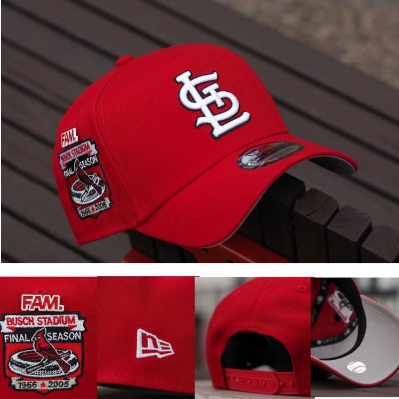 Adjustable Wide Brim Sun Hat Men Women Acrylic Baseball Cap With Embroidered Bull Motif UV Protection Hip Hop Style
