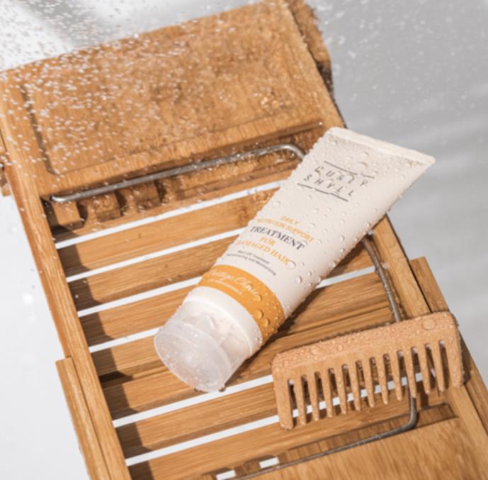 CURLYSHYLL Nutrition Support Daily Hair Treatment 250ml – Lightweight Nourishing Conditioner