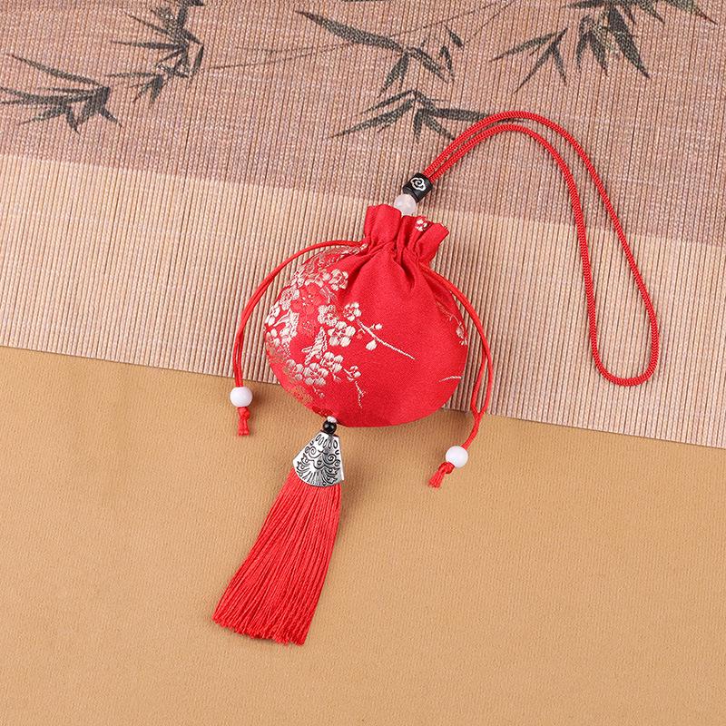 Plum Blossom Embroidery Mugwort Sachet: Ancient Style Car Ornament & Coin Purse