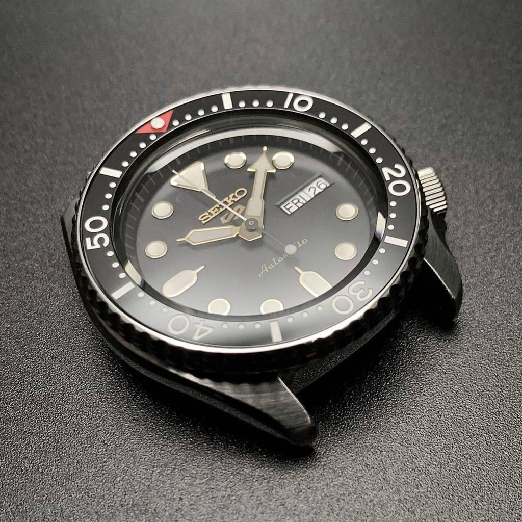 Б/у SEIKO 7S26-0020 SKX007 SBSA SRPD и т.д.. Керамический Плоский Внутренний Безель Черный Красная Точка AfterMarket Деталь для SEIKO MOD Кастом