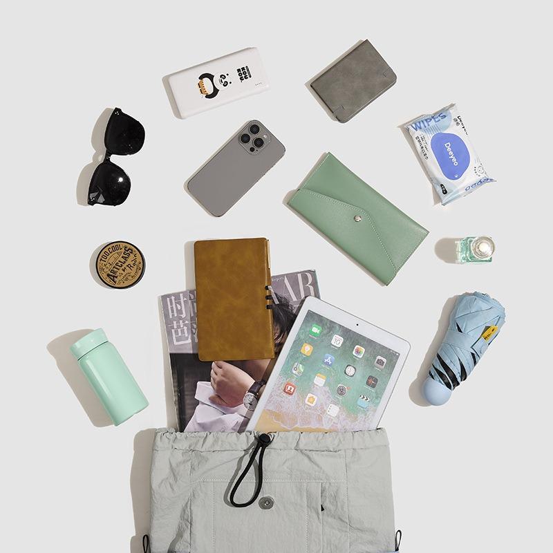 Outdoor Leisure Contrasting Backpack New Lightweight Student Contrasting Schoolbag Travel Backpack