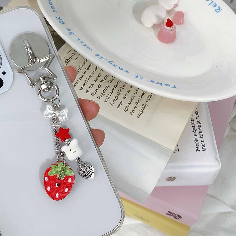Sweet Y2K Cute Strawberry Mobile Phone Lanyard Lovely Rabbit Four Leaf Clover Star Keychain Bag Charms Girls Fresh Cute Pendant