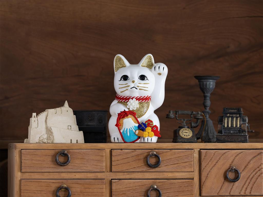Счастливый кот Фудзи Левосторонний кот Счастливый кот Манеки Кот Фудзияма Украшение Фэн-шуй Коробка для пожертвований Белый Гора. (M-SIZE Белый) Поднятый/Керамический_Lucky (fj_M