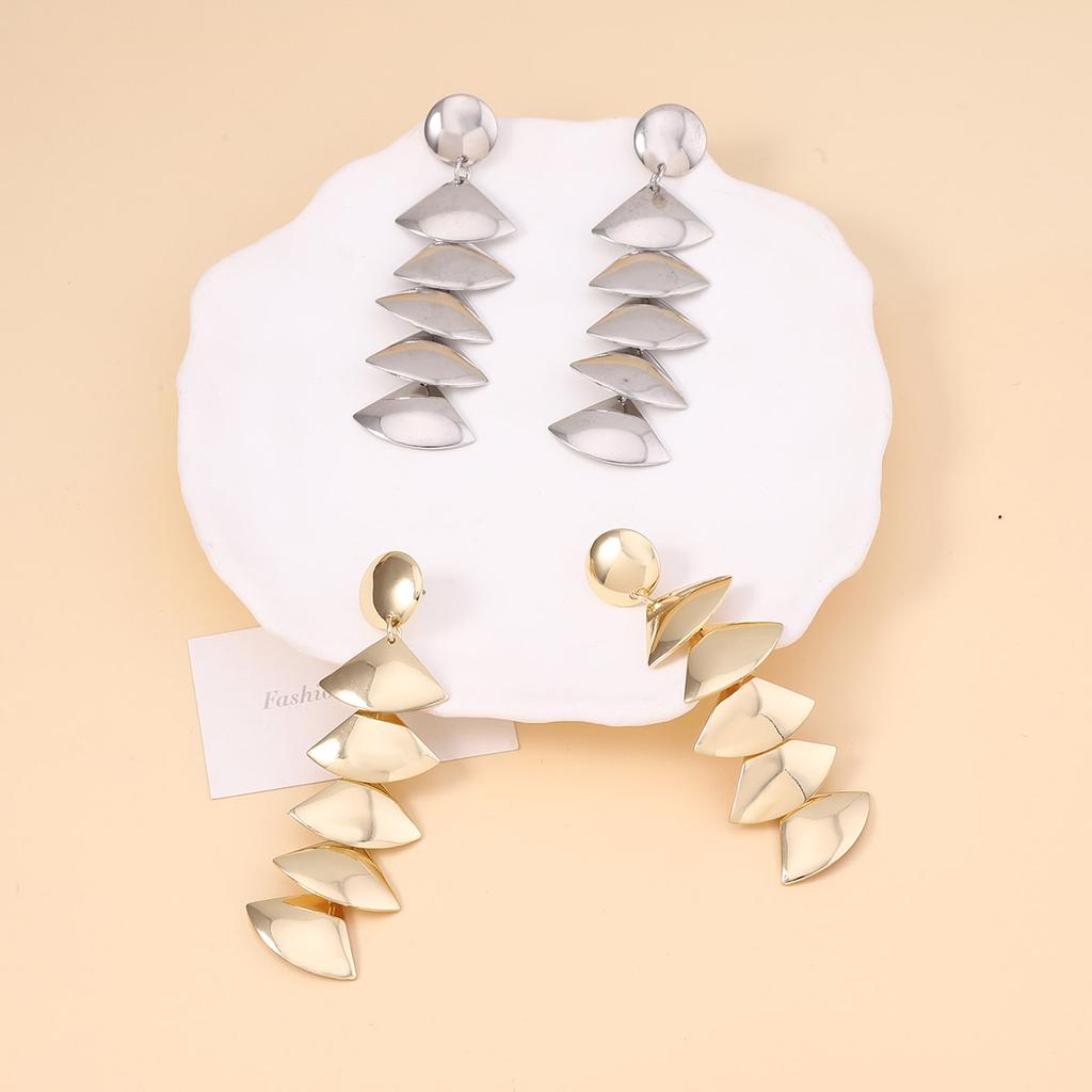 Европейские и американские длинные серьги с бахромой, преувеличенные геометрические треугольные серьги, легкая роскошь и универсальные модные серьги